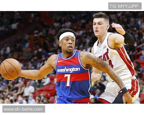 朱赞14分钟狂砍20分末节三分球4投全中助力球队逆转胜利 朱赞14分钟狂砍20分末节三分球4投全中助力球队逆转胜利