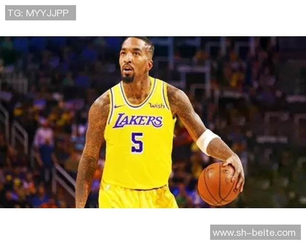 A史密斯谈詹姆斯心态只求关注不再理会其他消息 A史密斯谈詹姆斯心态只求关注不再理会其他消息