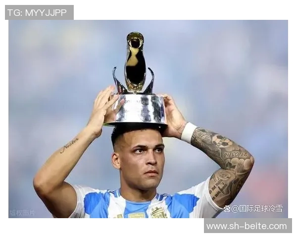 帕斯谈与劳塔罗阿尔瓦雷斯搭档踢球的轻松与挑战克服之道 帕斯谈与劳塔罗阿尔瓦雷斯搭档踢球的轻松与挑战克服之道