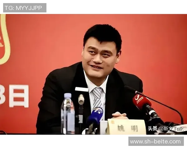 姚明重返休斯敦球迷期待他在主场揭幕战的精彩表现