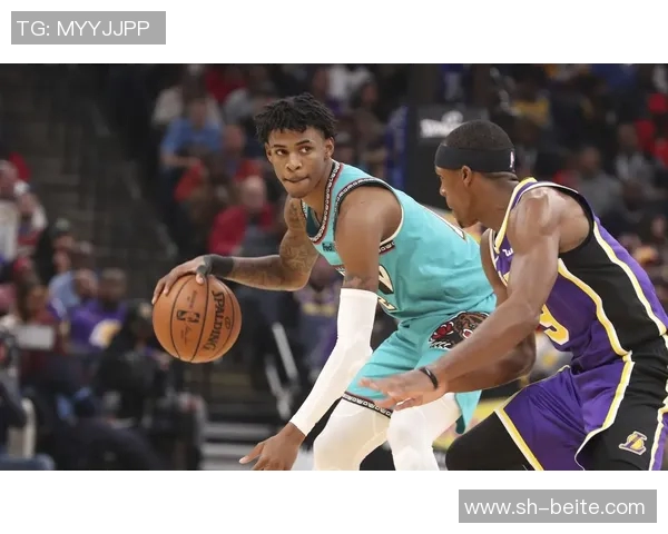 名记点评浓眉防守能力超群却被文班轻松突破如同路人甲