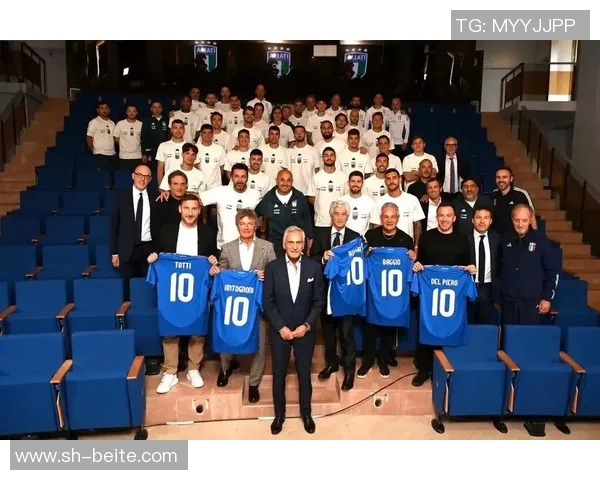 曾加谈足球传奇：马队托蒂与巴乔的独特尊重与爱戴之路