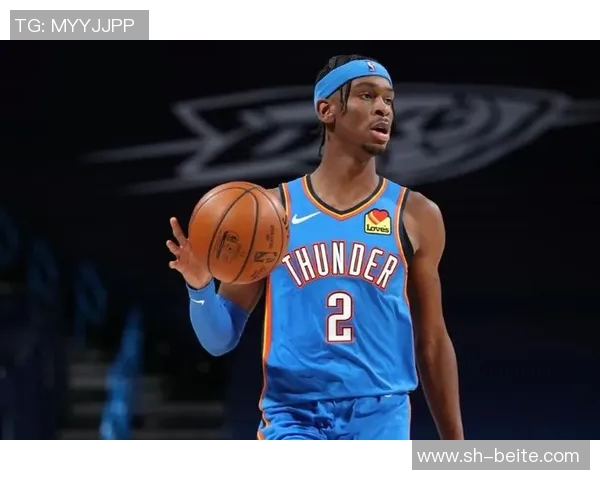 莫布里展现全能进攻能力接队友传球后外线三分精准命中