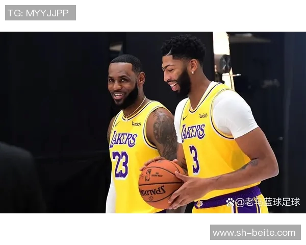 浓眉半场表现抢眼16分8篮板领衔全队助力胜利