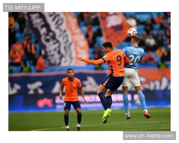 十人新鹏城客场发威杜加利奇破门助球队2-0领先三镇