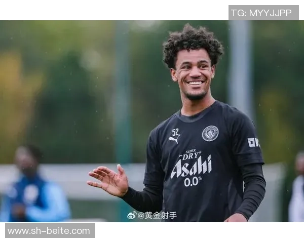 罗德里与胡桑诺夫伤愈归队积极恢复训练备战新赛季 罗德里与胡桑诺夫伤愈归队积极恢复训练备战新赛季